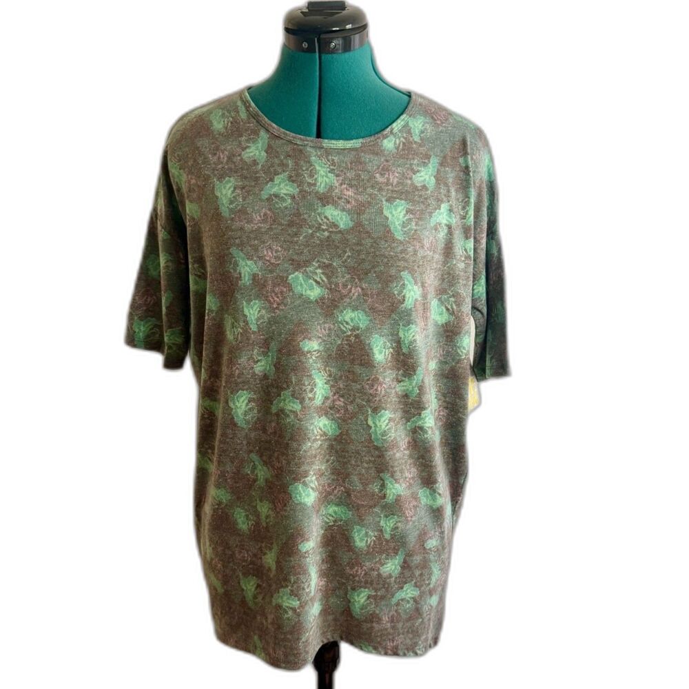 NWT Lularoe Irma print tunic
